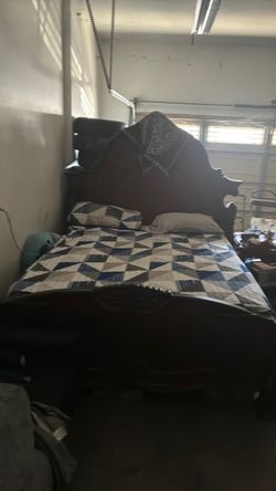 King size bed