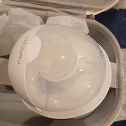 Momcozy Wearable Breast Pump – BRAND NEW (Open Box)