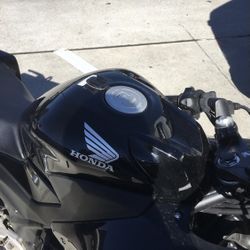 Gas Cap Push-lock -Cap For Many Honda CBR CB Grom-125 VTR Models 