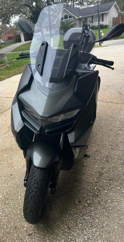BMW   c400GT 2022