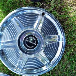 1965 Ford Mustang Hubcap