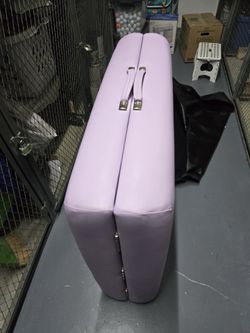Massage table
