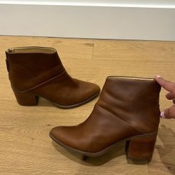 Nisolo Tan Leather Boots  - Sz 9 