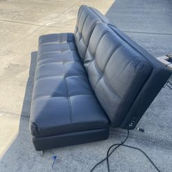 Coddle Couch 