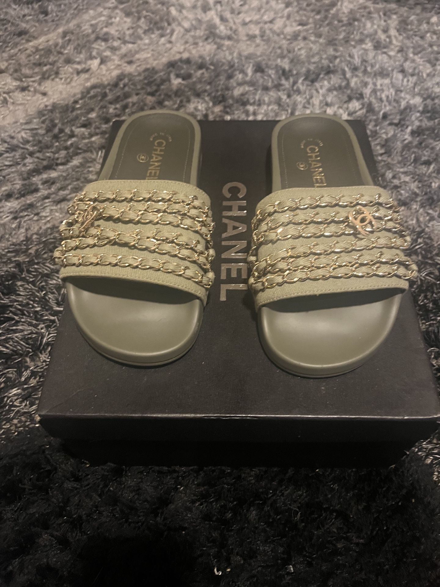 Chanel Slides for Sale in The Bronx, NY - OfferUp