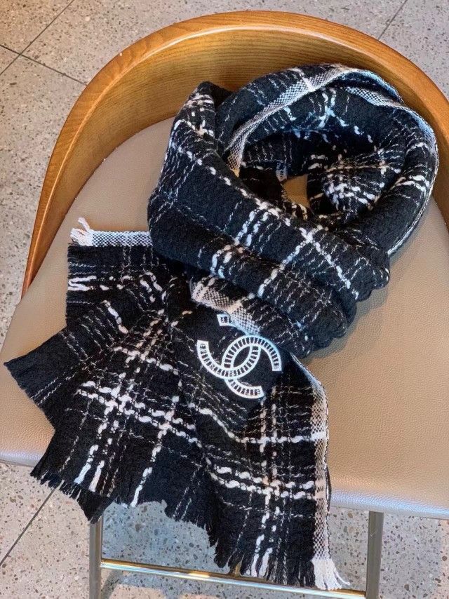C scarf
