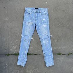 Saint Morta Distressed Jeans 32” Waist Light Wash Zipper Hem