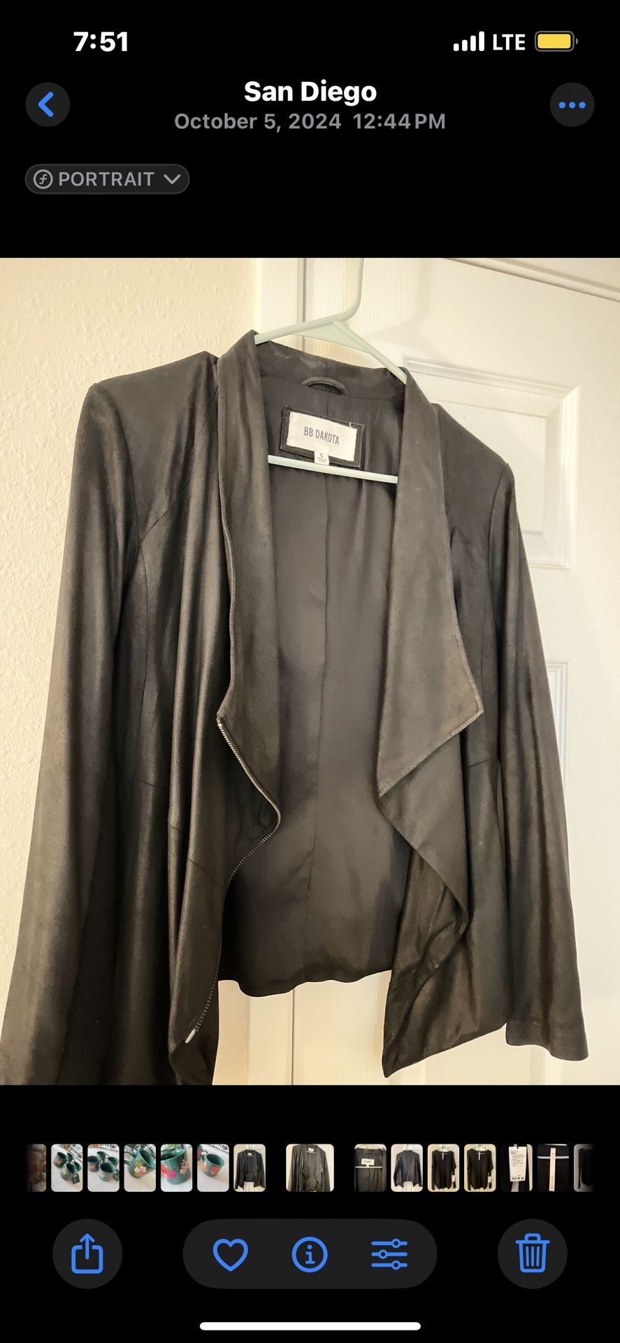 BB Dakota Small Leather Jacket 