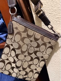 Coach Signature 6016 Stripe Swingpack Crossbody Khaki Brown Leather Purse bag