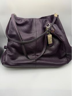 Coach bag eggplant color like new 100% authentic
