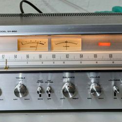Vintage Pioneer SX 650 stereo receiver. Good condition. 35w/ch