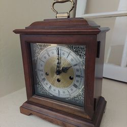 Howard Miller Mantle Clock