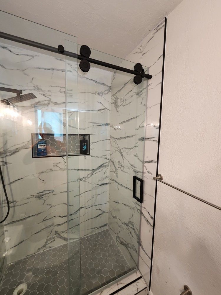 SLIDING SHOWER DOORS MATTE BLACK Home & Garden