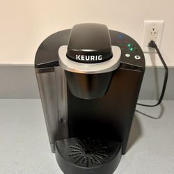 Keurig K-Classic K50 Single-Serve Coffee Maker