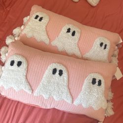 Ghost pillow