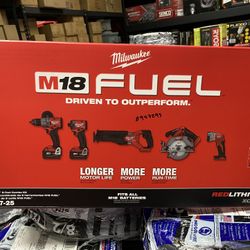 Milwaukee M18 FUEL 18V Lithium-Ion Brushless Cordless Combo Kit (5-Tool) with Two 5.0 Ah Batteries, 1 Charger 1 Tool Bag