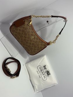 Light Brown Coach Bag🧡