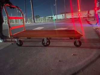 Flatbed Platform Truck 6 Wheels 60x30 3200 Lb. Cap.