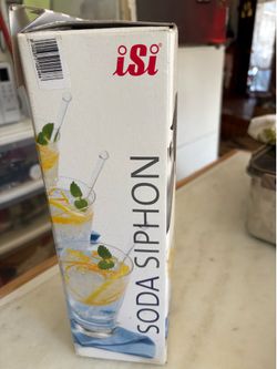 Soda siphon