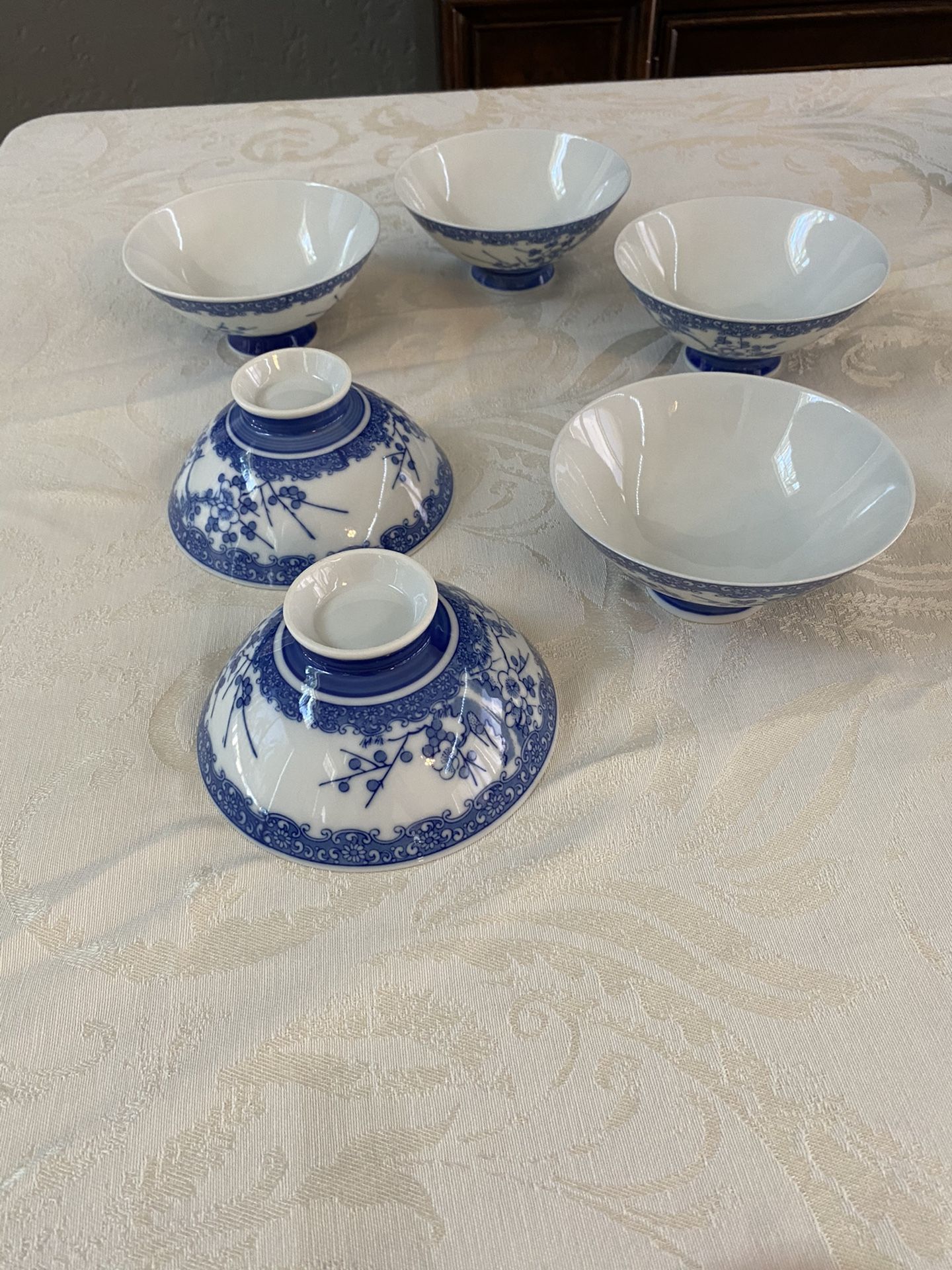 Porcelain Dinner Set