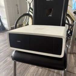 COMMERCIAL PROJECTOR