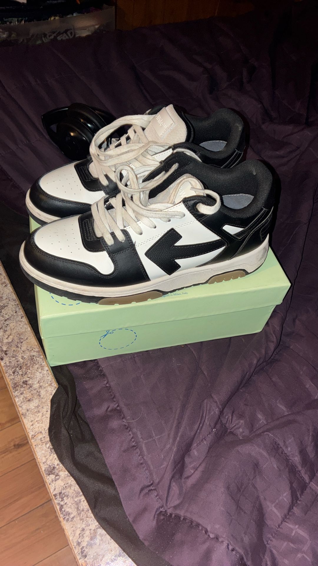 Size 46- 13 300 - 250 Dollars 