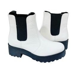 Dirty Laundry Montana Boots 6.5 White Crocodile Print Black Platform Combat Used