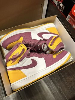 Air Jordan 1 Retro High .. Mens Size 8.5 
