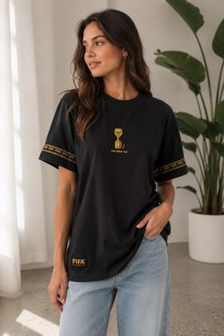 FIFA Classics Premium Jaguar Cuff Jules Riley Trophy Black T-shirt Size: Small