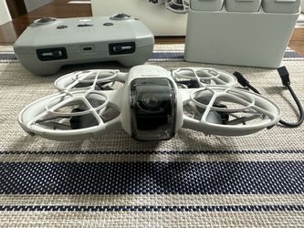 DJI neo