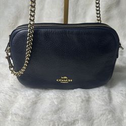 Coach Isla Chain Crossbody Bag Midnight Blue Pebbled Leather 