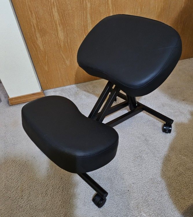 Adjustable Ergonomic Kneeling Chair