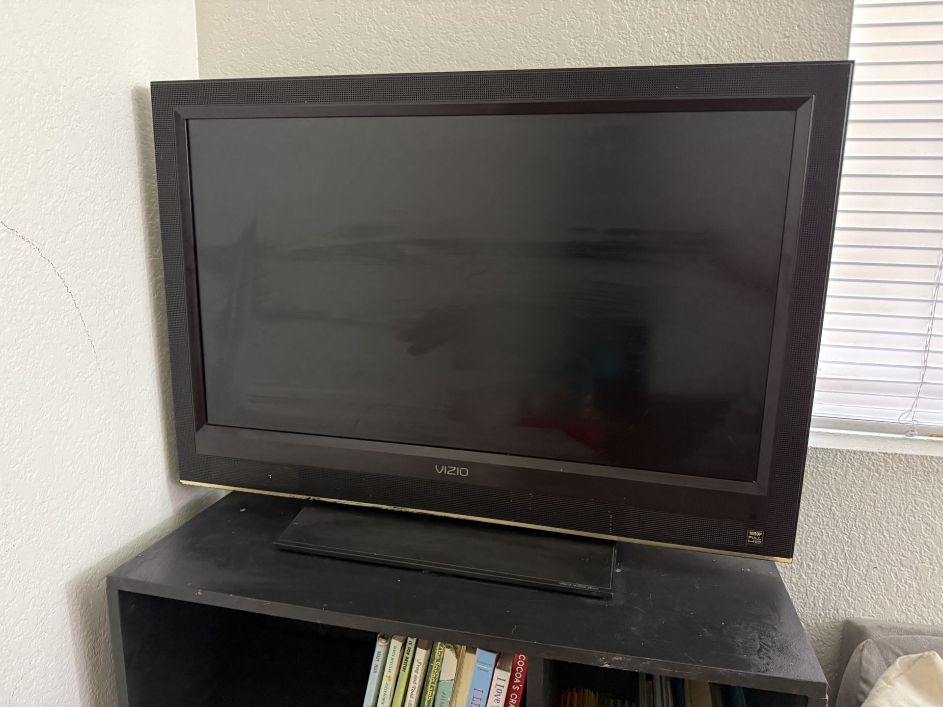 VIZIO TV