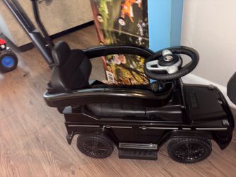 Push Benz car