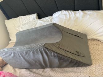 Memory Foam Leg Elevation Pillow for Knee Surgery & Recovery – Gray