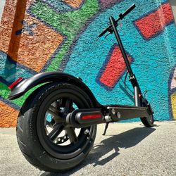 Electric scooter