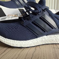 🎄🔥 PERFECT CHRISTMAS GIFT — BRAND NEW adidas UltraBoost 1.0 (Men’s Size 10) 🔥🎄