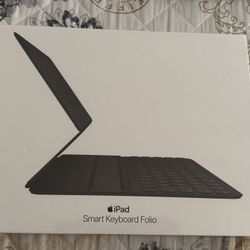 iPad Smart Keyboard Folio 12.9-inch