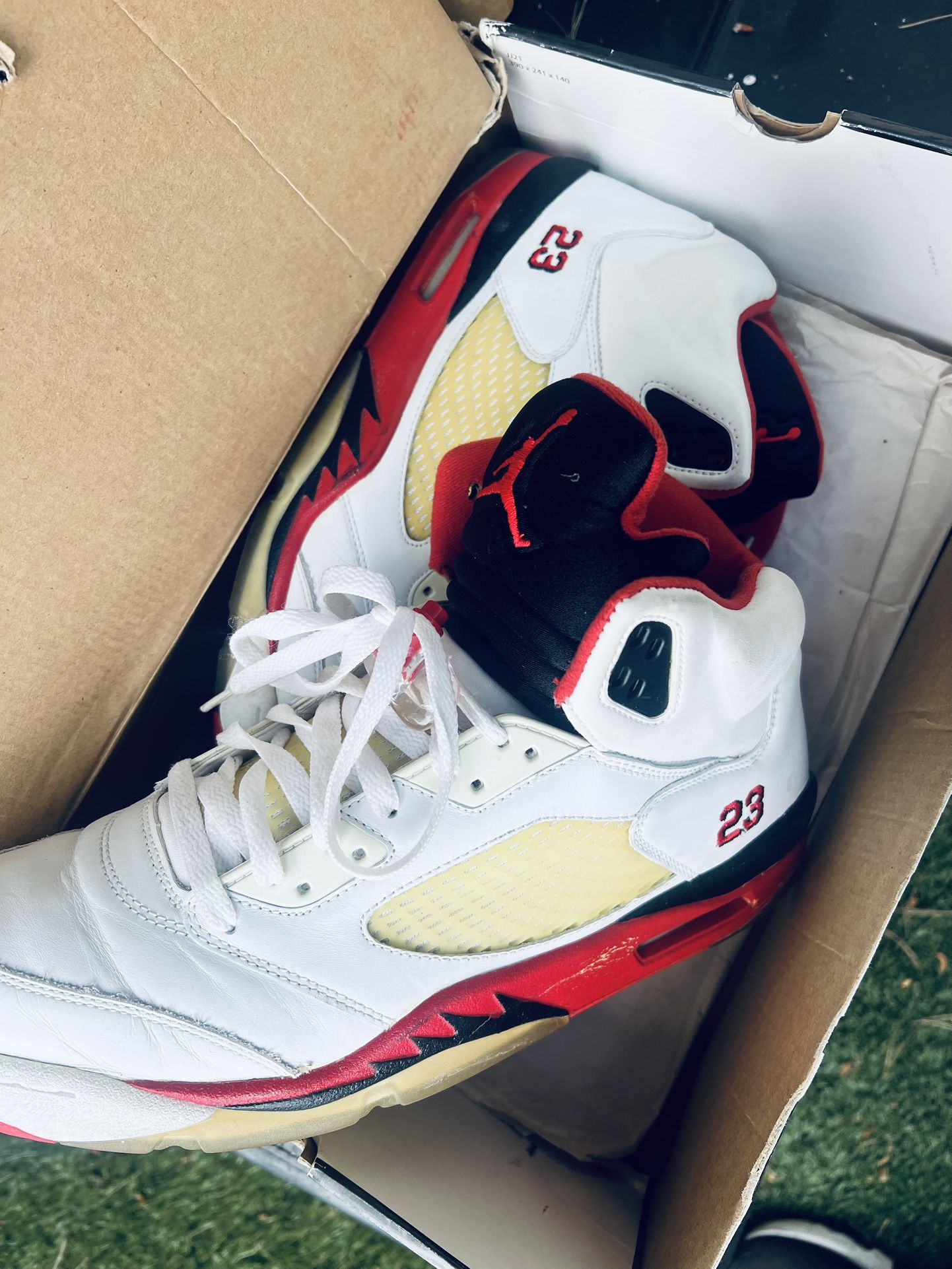 Air Jordan 5 Retro “Fire Red”