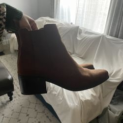 Brown Chelsea Boots Women’s 7.5 EU 39