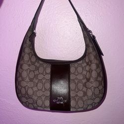 Coach Carmen Shoulder Bag