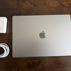*Excellent* 16” MacBook Pro 