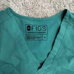 FIGS Scrubs!  High quality scrubs that most sets sell for over $100 READ THE DESCRIPTION