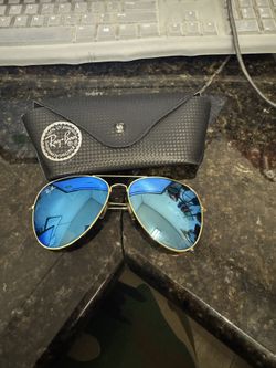 Ray Bans Gold Aviators