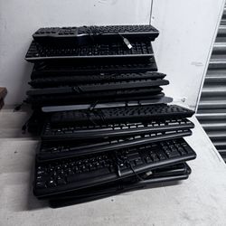 Roughly 30-40 Dell, Logitech And HP Keyboards