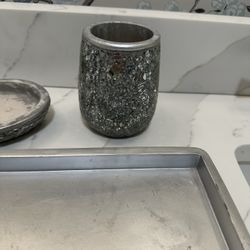 Bath Accessories 