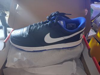 10.5 NIKE