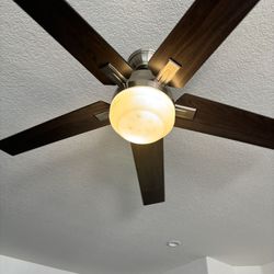 Hunter Ceiling Fan 52” With Remote & LED Light
