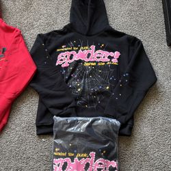 MEDIUM BLACK SPIDER HOODIE