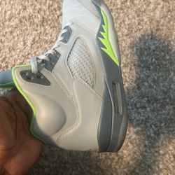 Retro Jordan 5 Green Beans